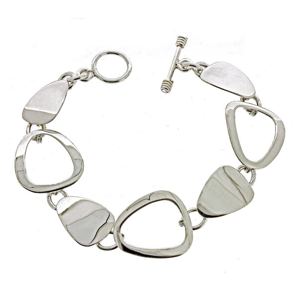 Rounded Triangle Links Bracelet from the Bracelets collection at Argenteus Jewellery