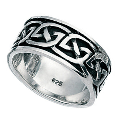 Mens Celtic Knot Pattern Ring from the Rings collection at Argenteus Jewellery