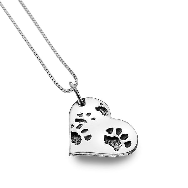 Dog or Cat Paw Heart Necklace from the Necklaces collection at Argenteus Jewellery