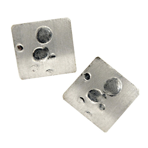 Hazel Davison - Bubbles Curved Square Stud Earrings from the Earrings collection at Argenteus Jewellery